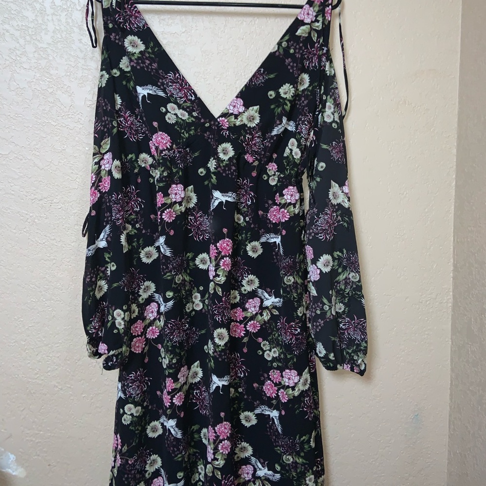 Long sleeve open shoulder casual dress